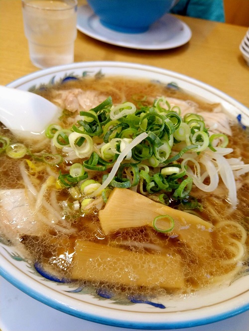 ラーメン天